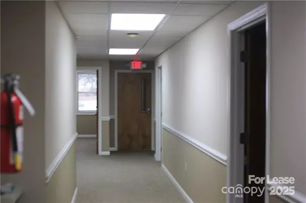 Asheville, NC 28801,537 College ST #102