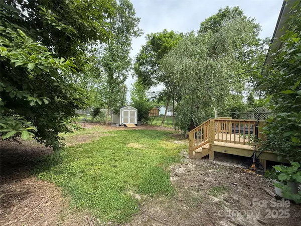 Hendersonville, NC 28739,526 Ehringhaus ST