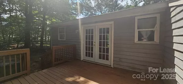 Charlotte, NC 28215,8106 Tamalpais CT