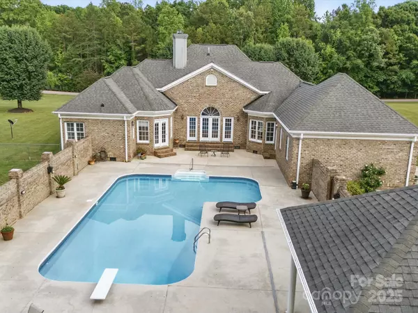 York, SC 29745,1340 Canter LN