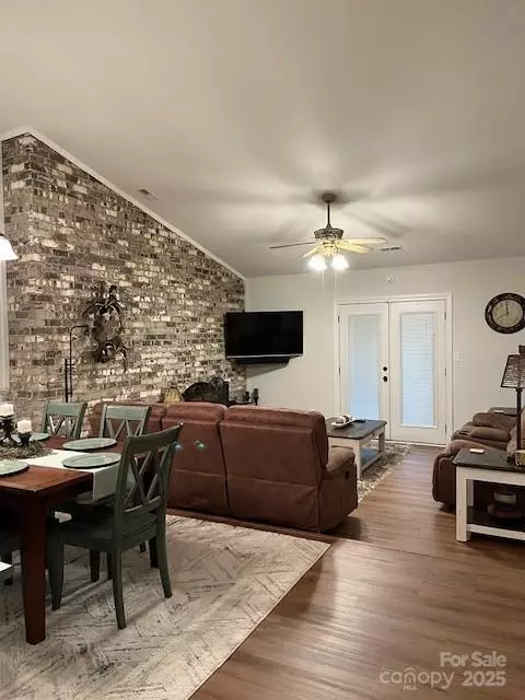 Salisbury, NC 28147,205 Wellington Hills CIR #205