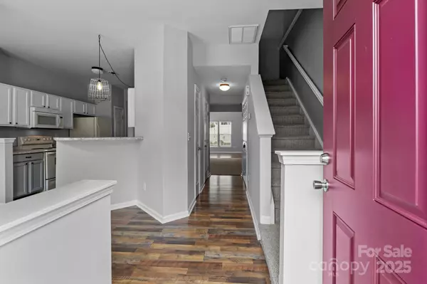 Denver, NC 28037,7943 Mariners Pointe CIR