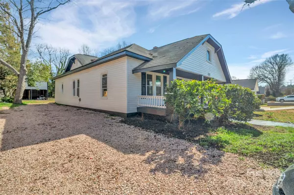 Kannapolis, NC 28083,1003 S Ridge AVE