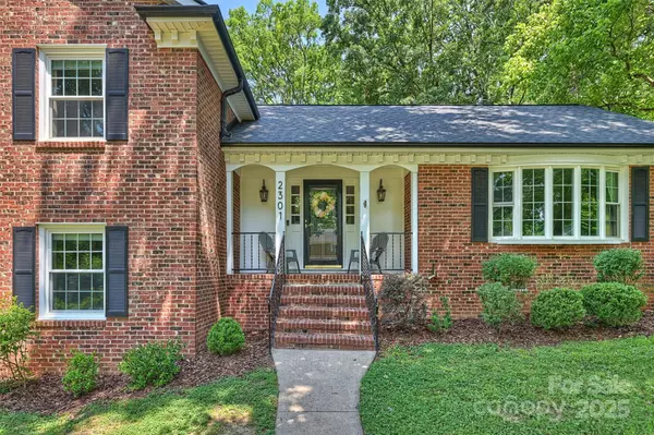 Charlotte, NC 28210,2301 Seth Thomas RD