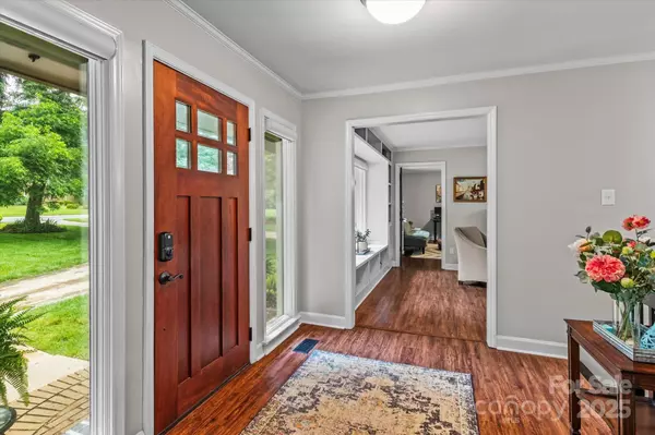 Mooresville, NC 28115,625 S Magnolia ST