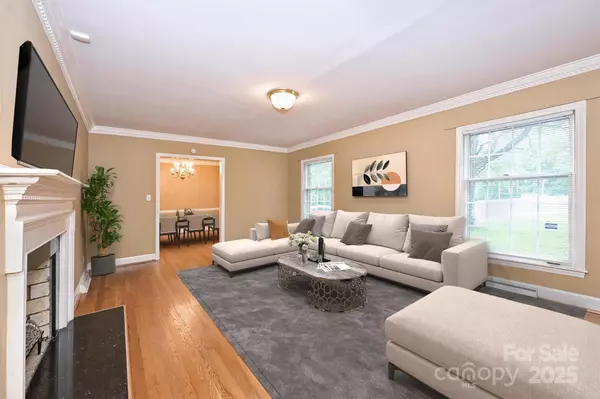 Charlotte, NC 28211,1961 Runnymede LN