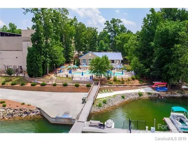 Cornelius, NC 28031,21621 Crown Lake DR