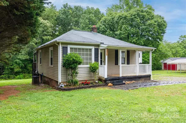 Hickory, NC 28601,1036 20th ST NE