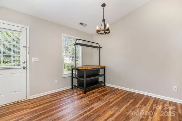 Raleigh, NC 27610,5437 Advantis DR