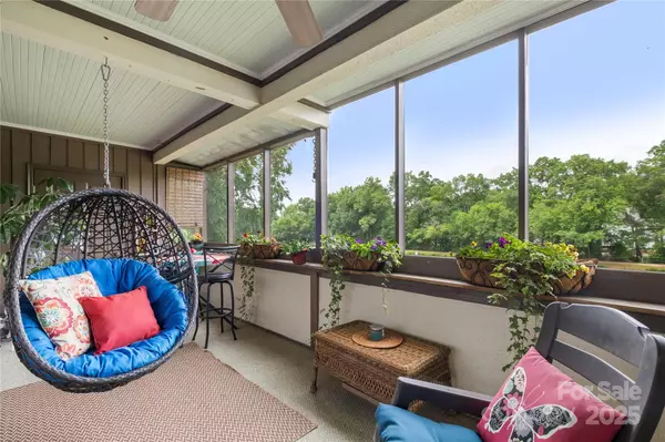 Charlotte, NC 28227,7329 Winery LN