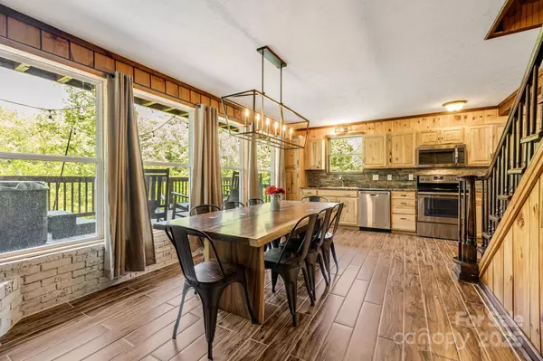 Bryson City, NC 28713,6541 Grassy Branch RD