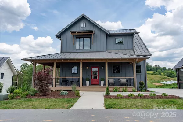 231 Westridge Farm DR, Asheville, NC 28804