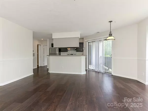 Charlotte, NC 28212,8202 Cedar Glen DR