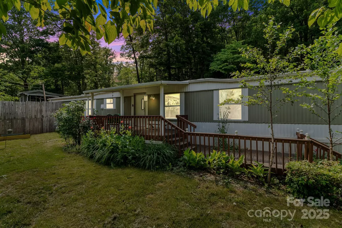 Leicester, NC 28748,355 Dix Creek #2 RD