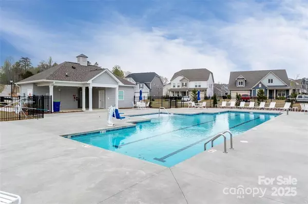 Denver, NC 28037,7809 Creek Park DR