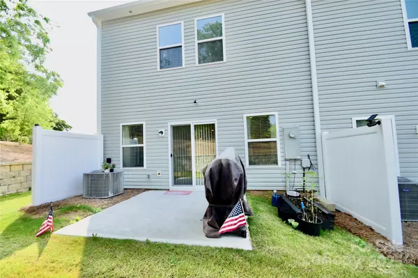 Kannapolis, NC 28083,1365 Eagle Claw DR