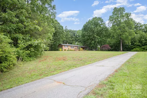 Lincolnton, NC 28092,2631 Ivey Church RD