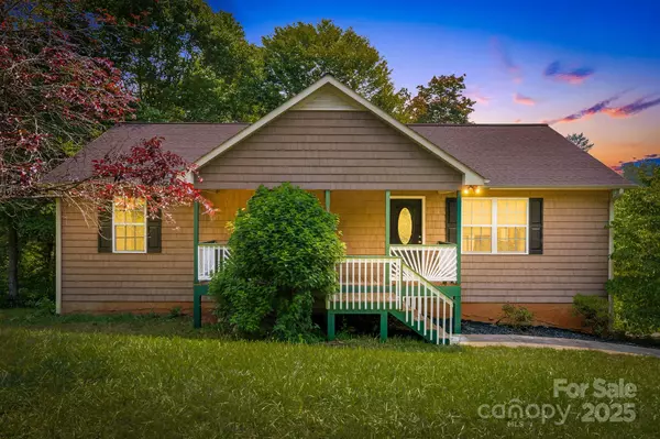 18 Sunberry DR, Alexander, NC 28701