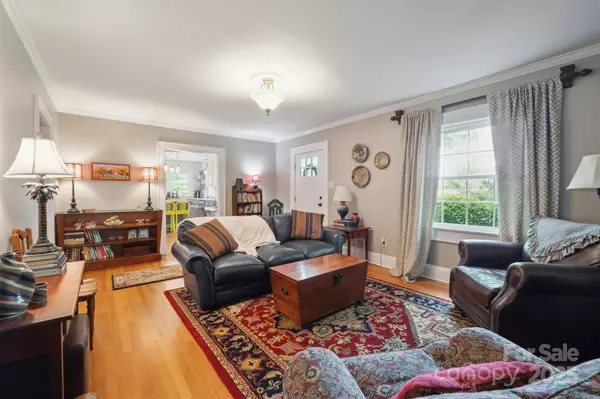 Hickory, NC 28601,81 21st AVE NW