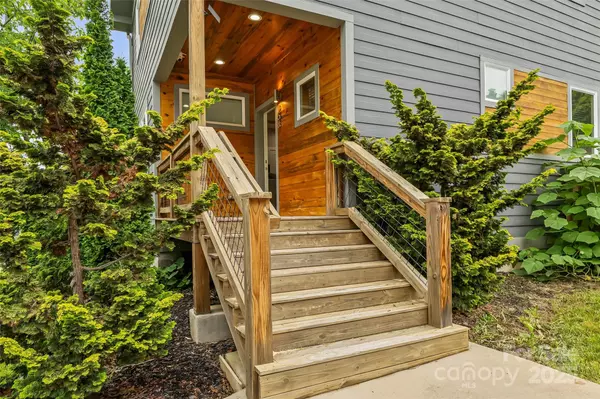 Asheville, NC 28803,358 London RD