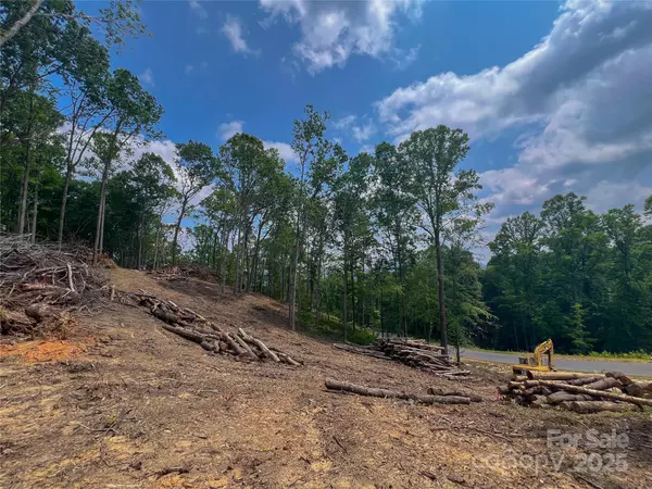 Hendersonville, NC 28791,000 Northview DR #10