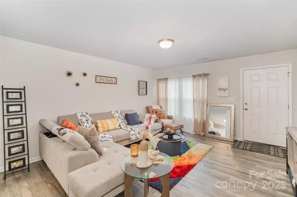 Statesville, NC 28625,152 Grassy Meadow LN