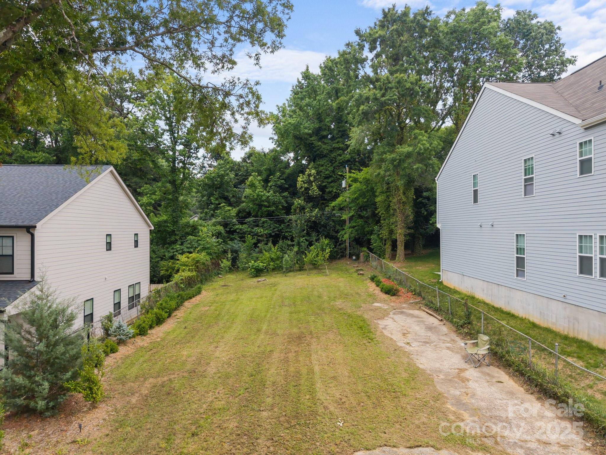 Charlotte, NC 28206,829 Holland AVE