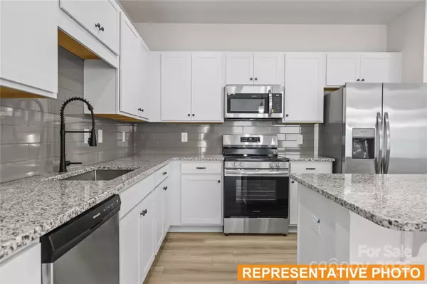 Charlotte, NC 28216,6013 Jasmine Branch RD