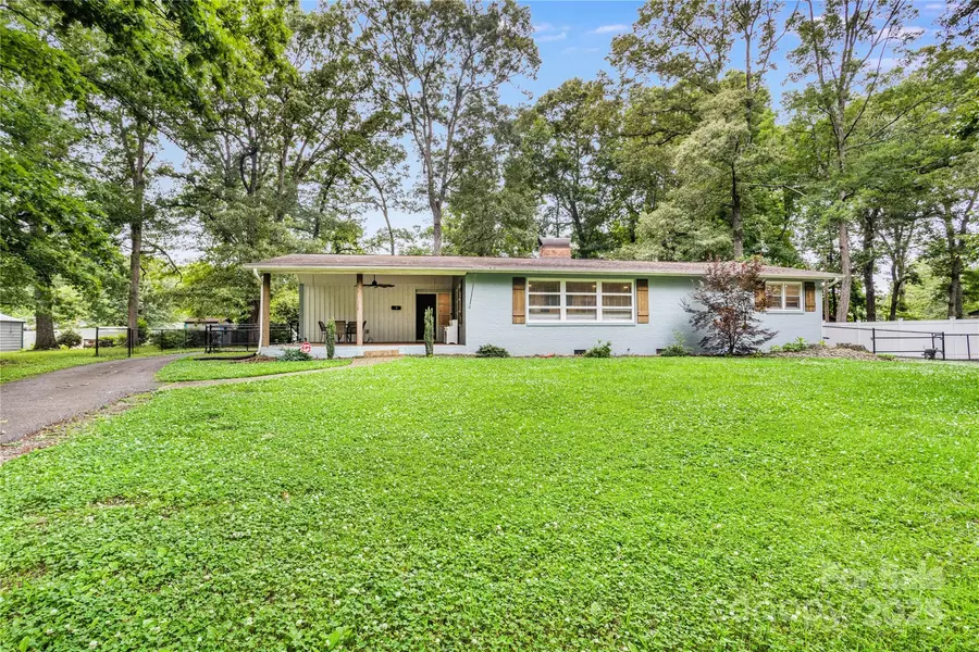 803 Woodside DR, Kings Mountain, NC 28086
