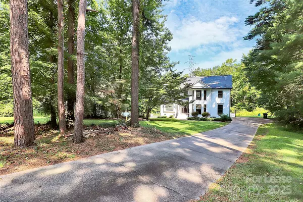 Matthews, NC 28105,14301 Hackamore DR