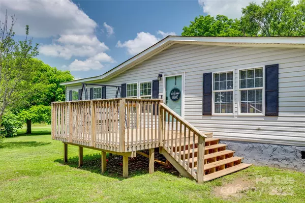 Clover, SC 29710,284 Cedar Grove RD