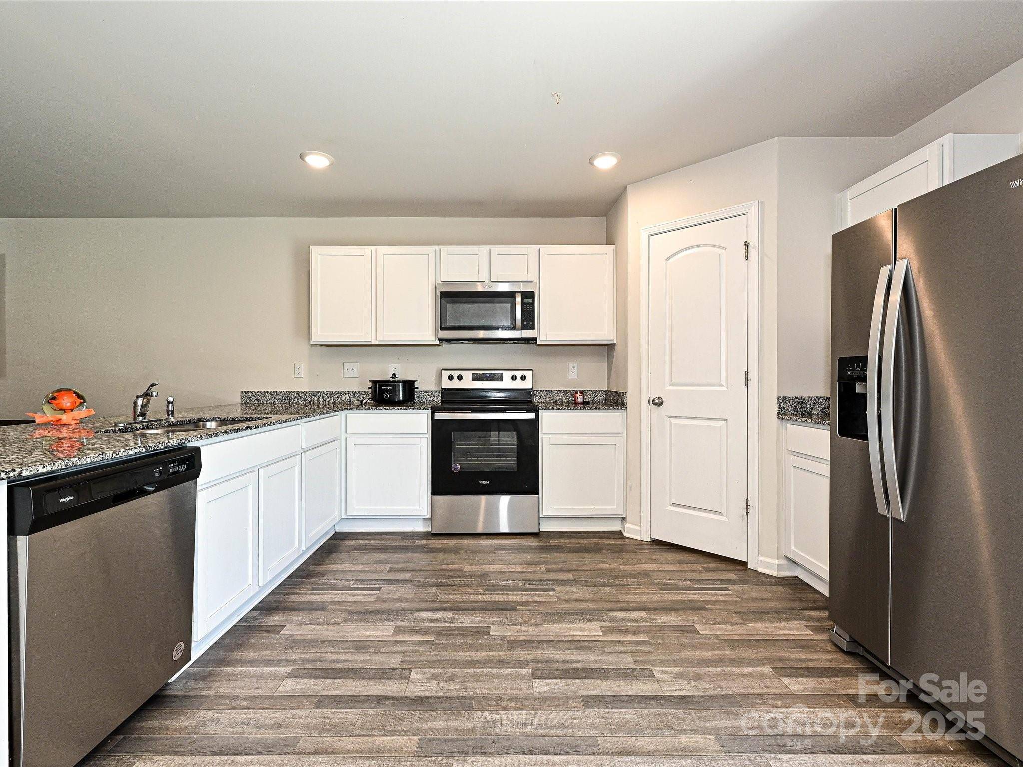 Cherryville, NC 28021,323 J C Dellinger RD
