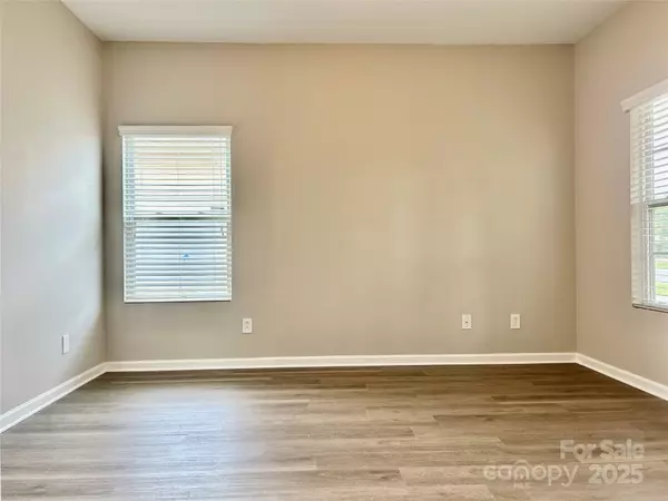 Charlotte, NC 28278,15105 Cavanshire TRL