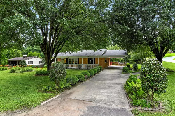 Lenoir, NC 28645,2911 Spencer ST