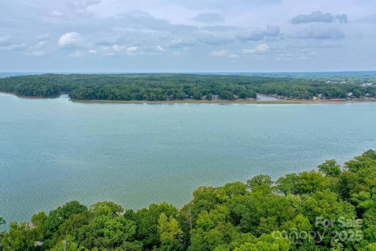 238 Bluff LN, Salisbury, NC 28146