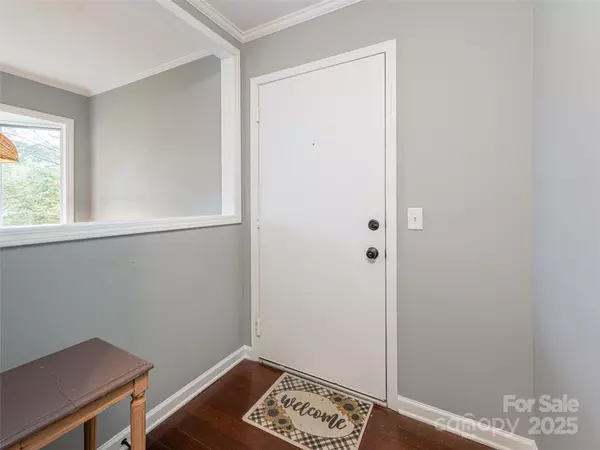 Asheville, NC 28803,201 Racquet Club RD #21