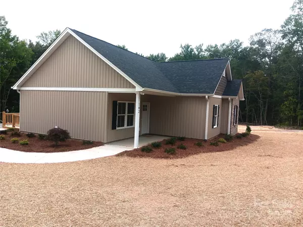 Grover, NC 28073,102 Lakeside DR