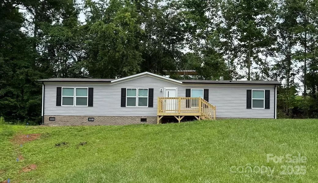 3173 Bear Trail DR, Lenoir, NC 28645