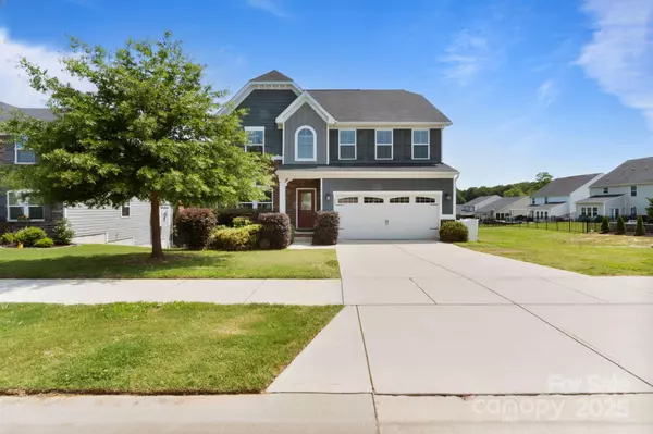 207 Welcombe ST, Mooresville, NC 28115