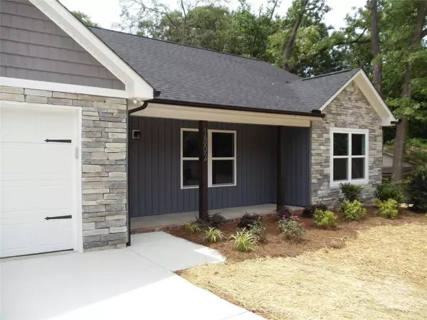 Kannapolis, NC 28081,1802 Cooper AVE