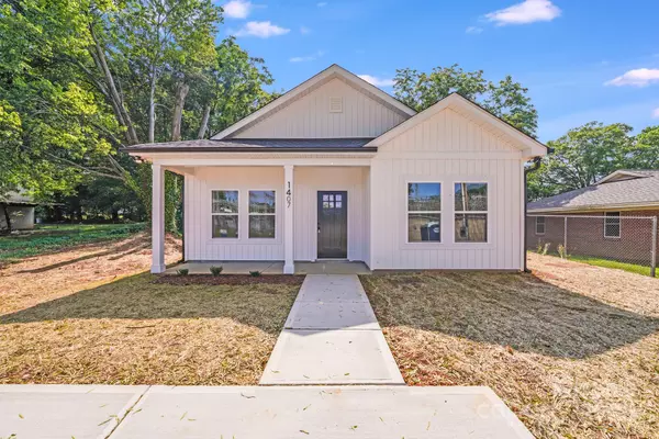 1407 7th ST #4, Statesville, NC 28677