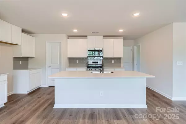 Troutman, NC 28166,157 Astor ST