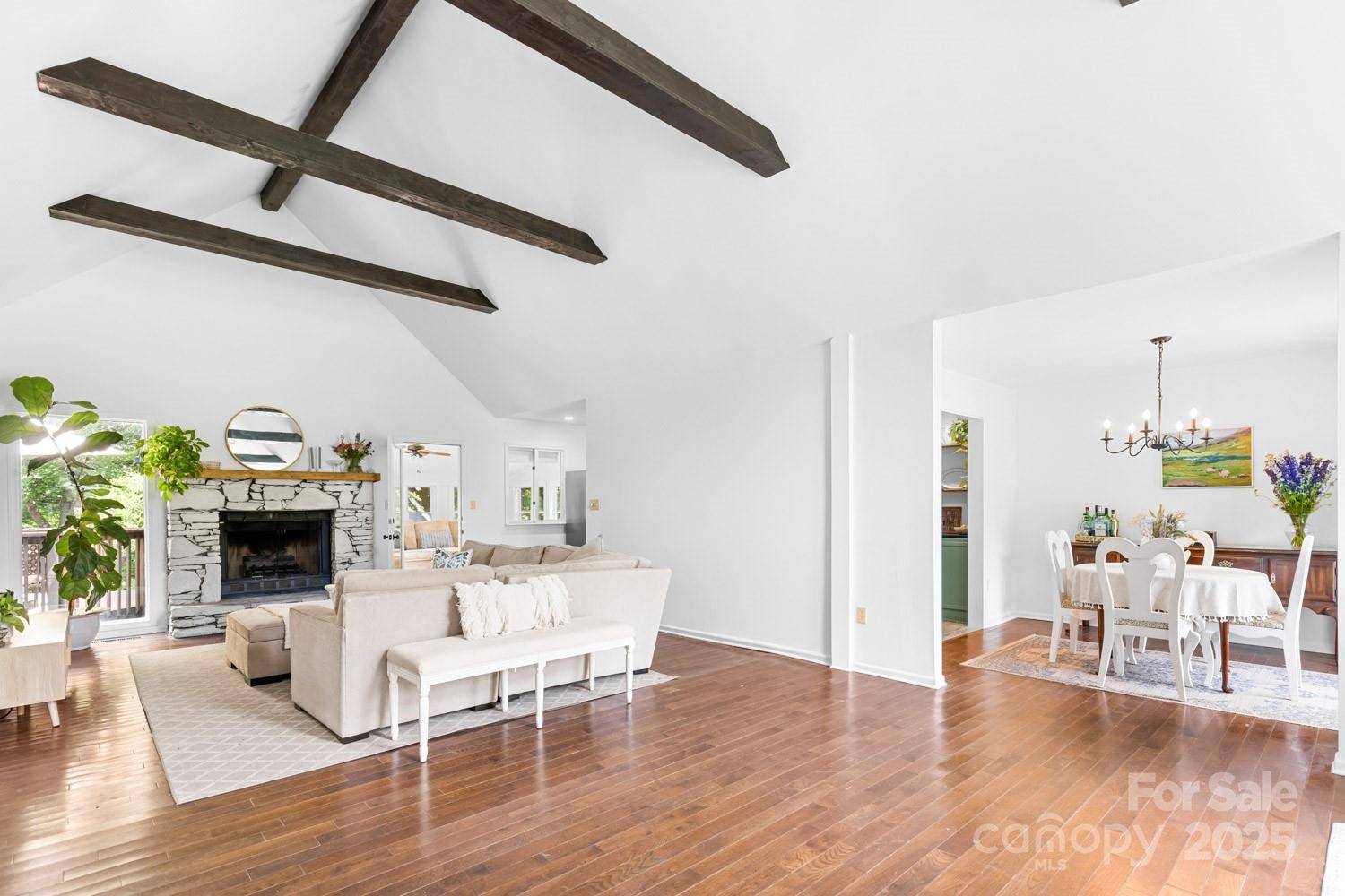 Fletcher, NC 28732,8 Briarwood LN