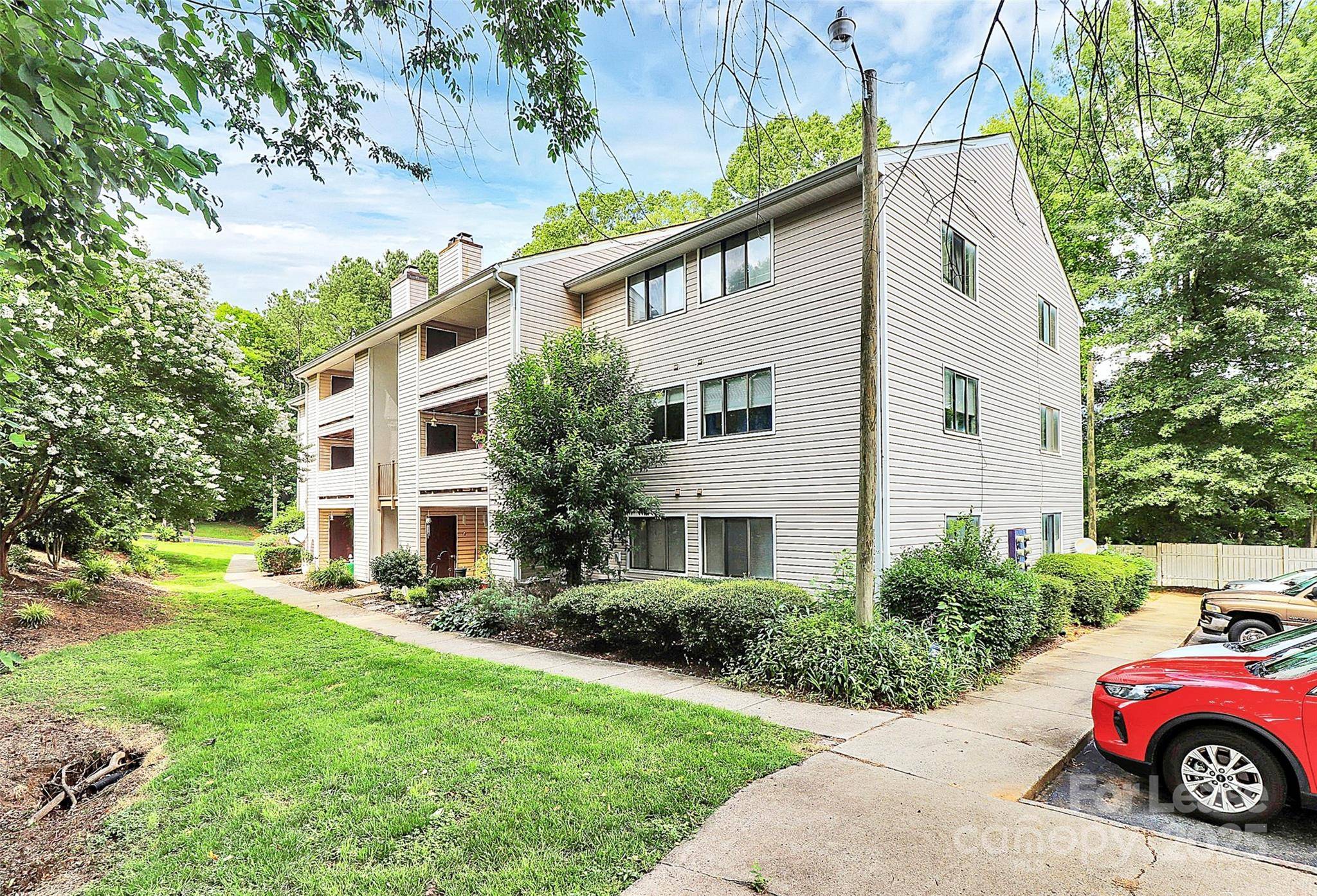 7530 Pebblestone DR #K, Charlotte, NC 28212