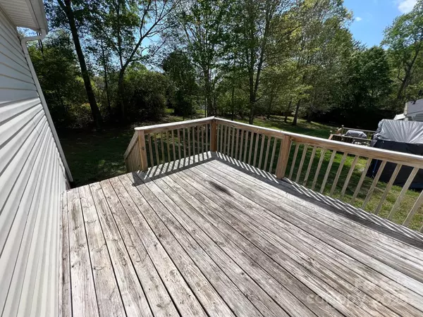 Granite Falls, NC 28630,22 Congress ST