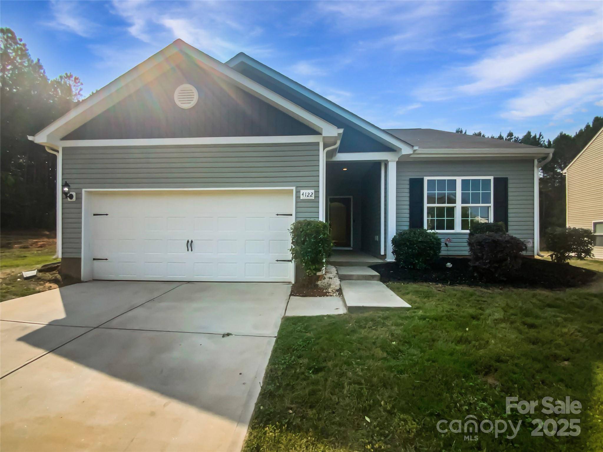 4122 Munson DR, Charlotte, NC 28215