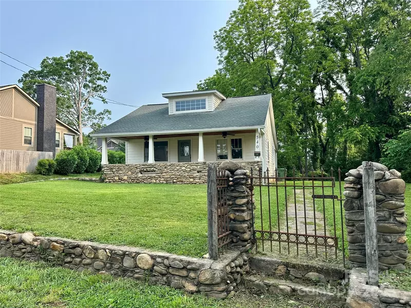 540 Fairview RD, Asheville, NC 28803