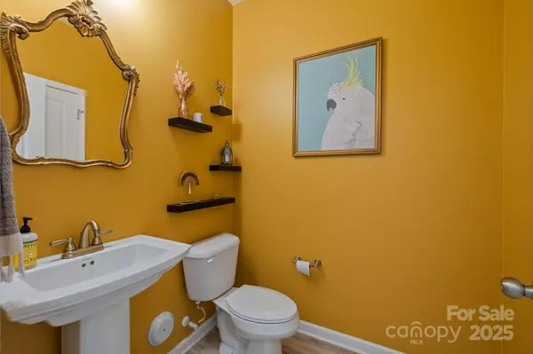 Cramerton, NC 28032,229 Cramerton Mills Pkwy