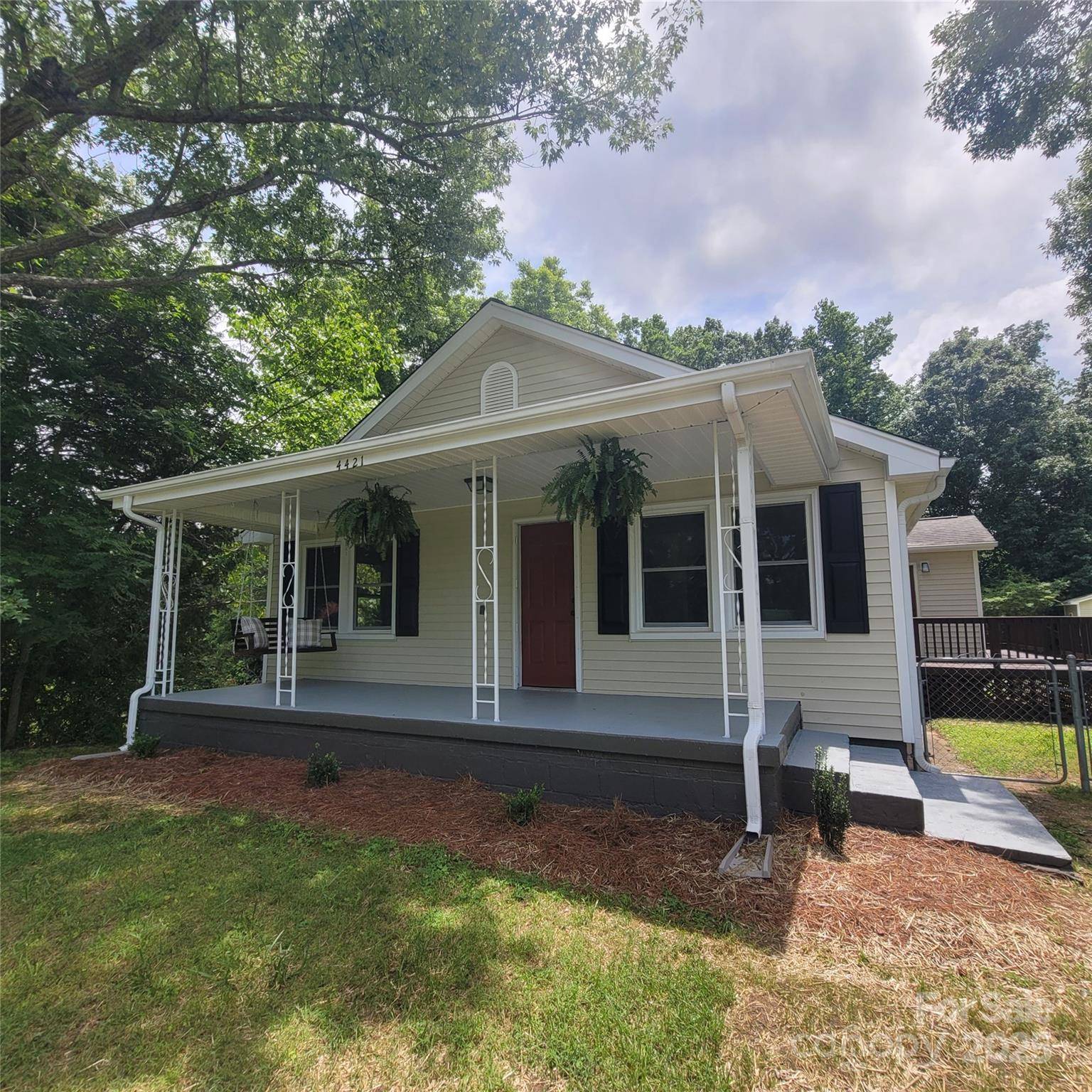 Gastonia, NC 28052,4421 Linwood RD