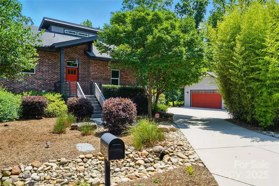 16525 Tulloch RD, Charlotte, NC 28278